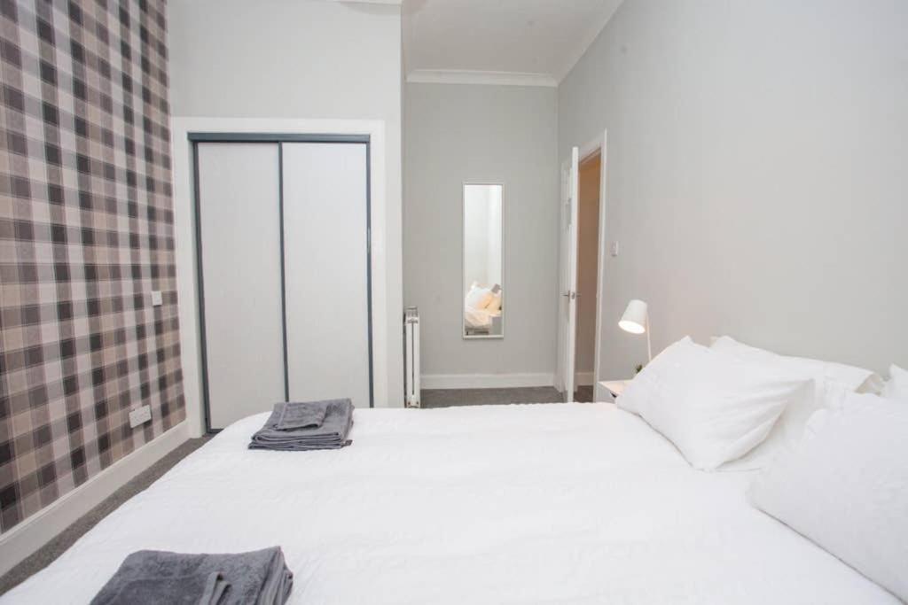 The Warwick Apartment Greenock Exteriér fotografie